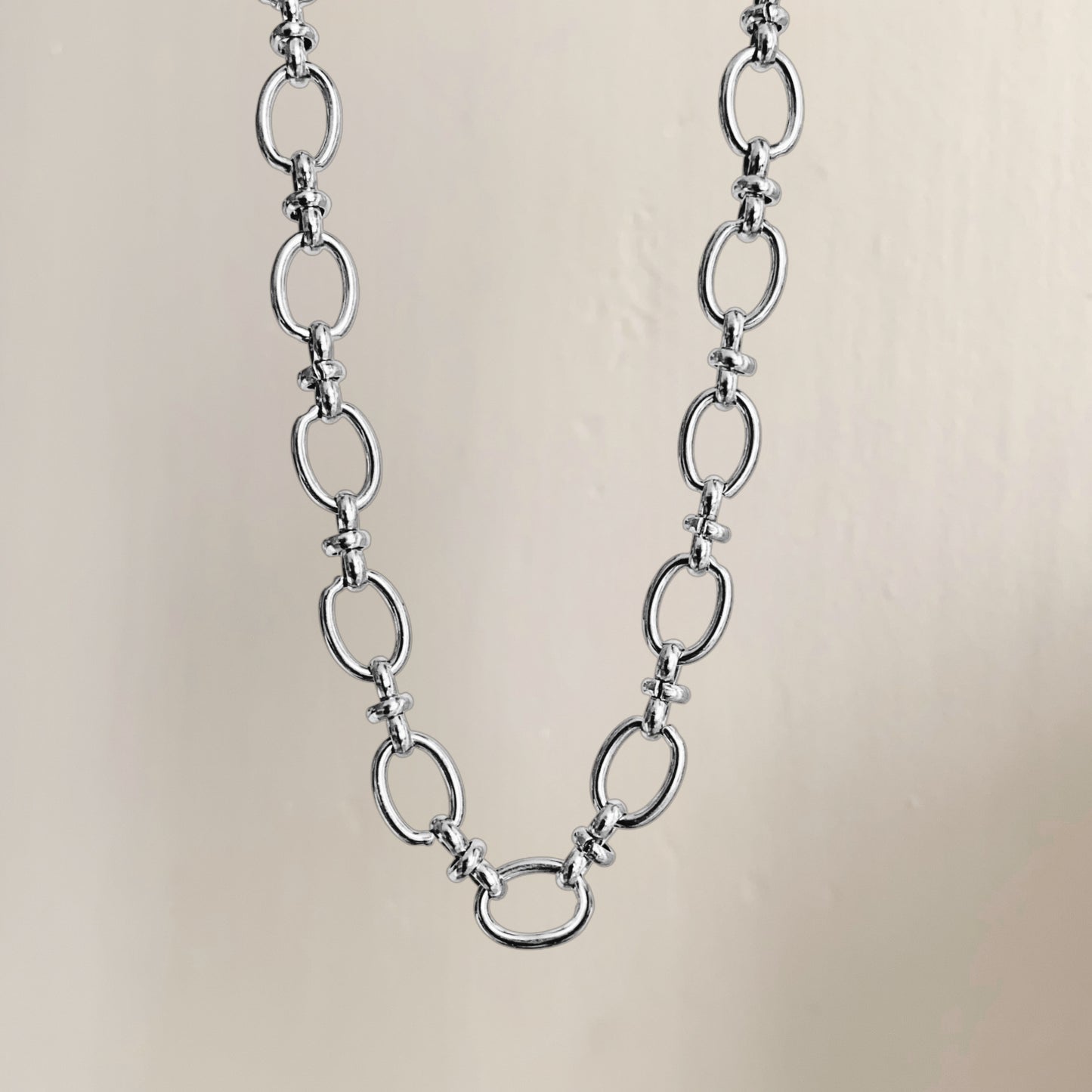 Collier Carla