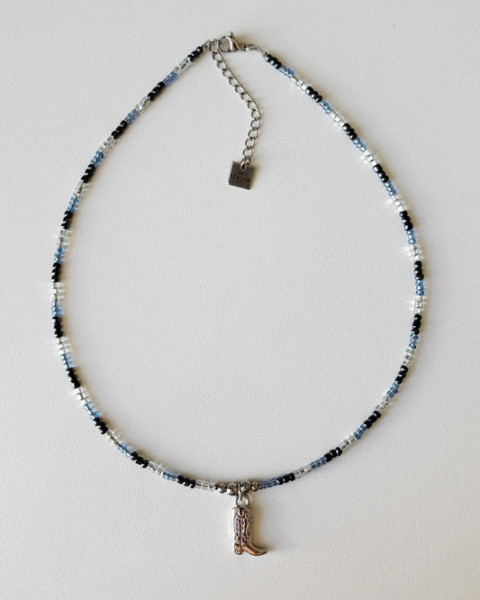 Collier de perles Boot