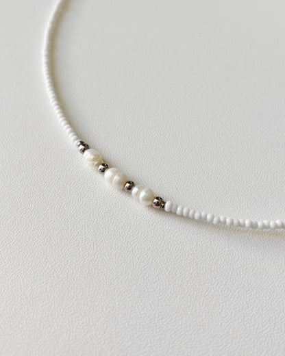 Collier de perles Elsie blanc
