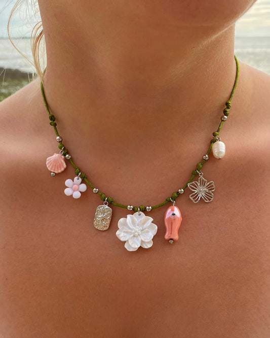 Collier Olive