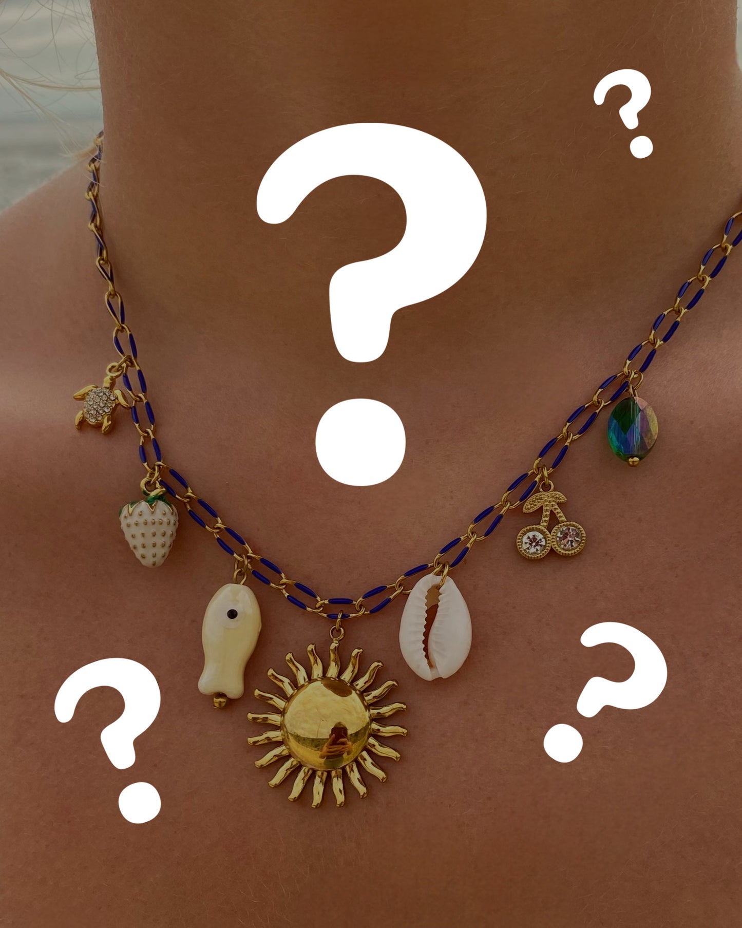 Collier charms mystère