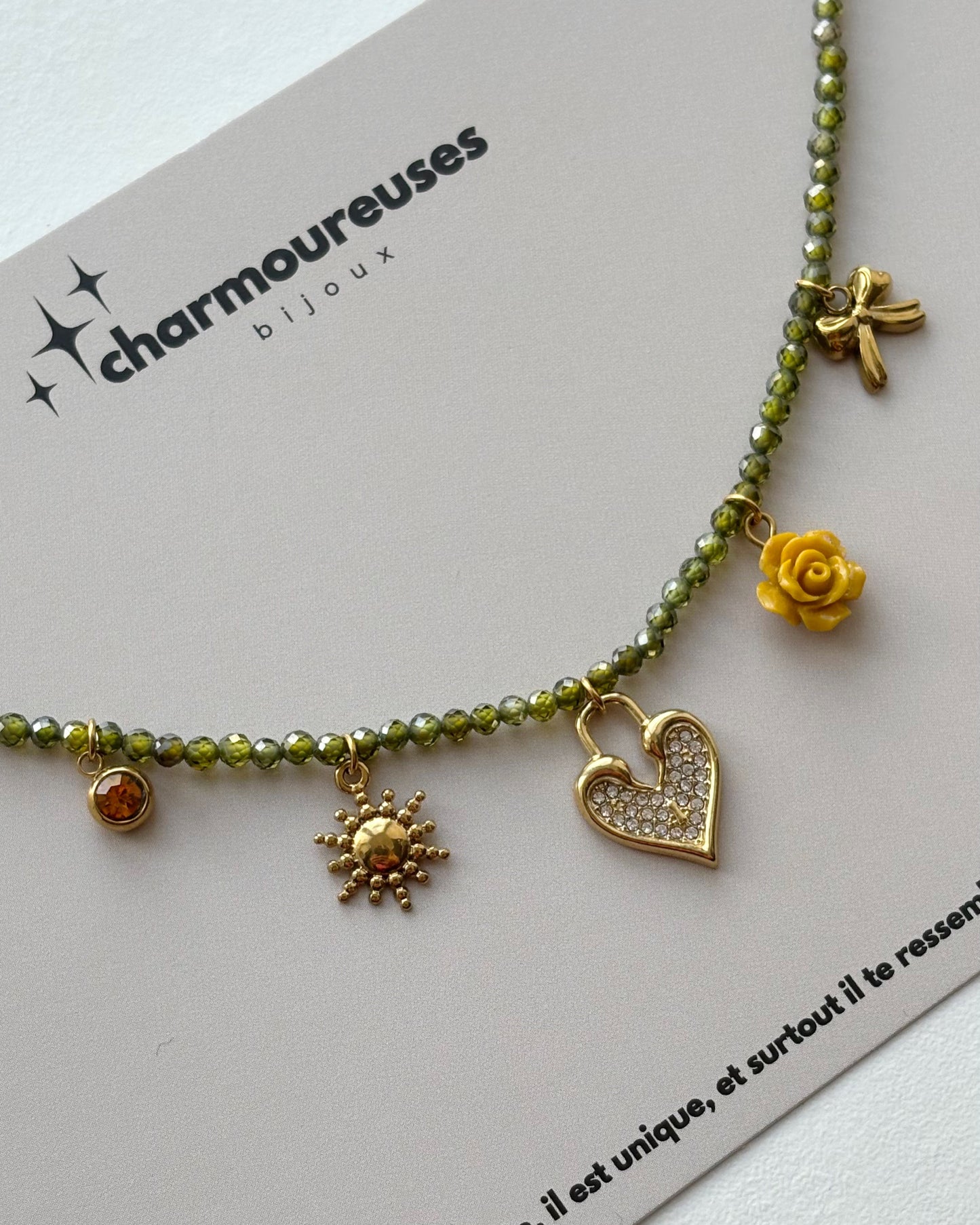 Collier charms mystère